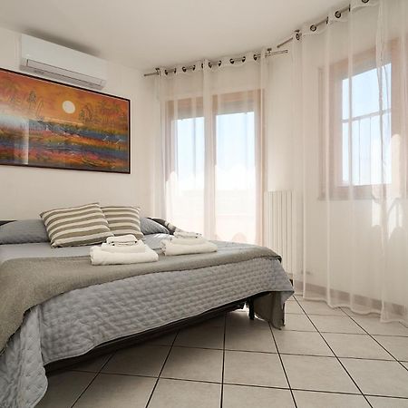 -Luminosa 5 Stars With Balcony- Wifi Netflix 15 Minutes From Duomo Apartment Милано Екстериор снимка