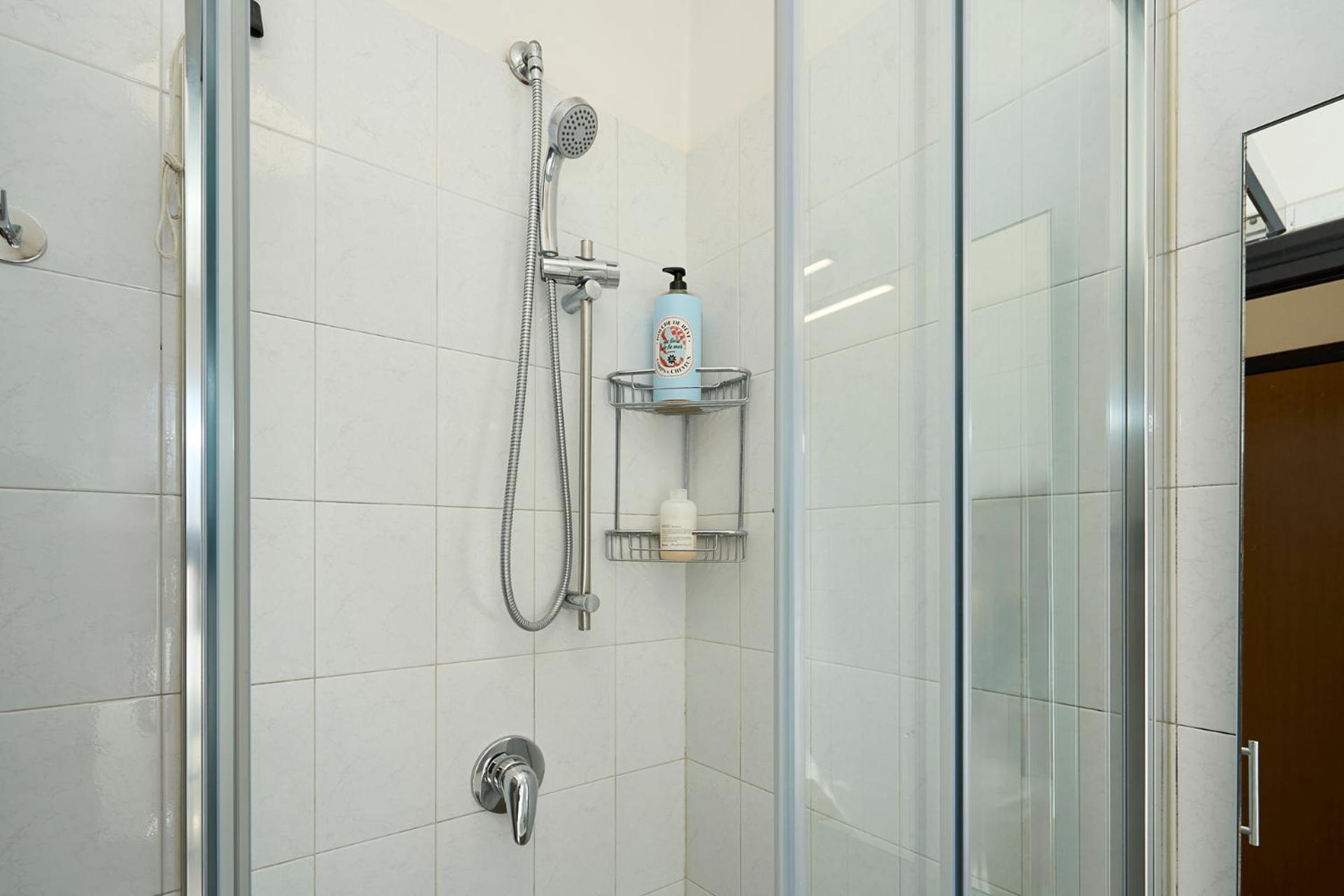 -Luminosa 5 Stars With Balcony- Wifi Netflix 15 Minutes From Duomo Apartment Милано Екстериор снимка