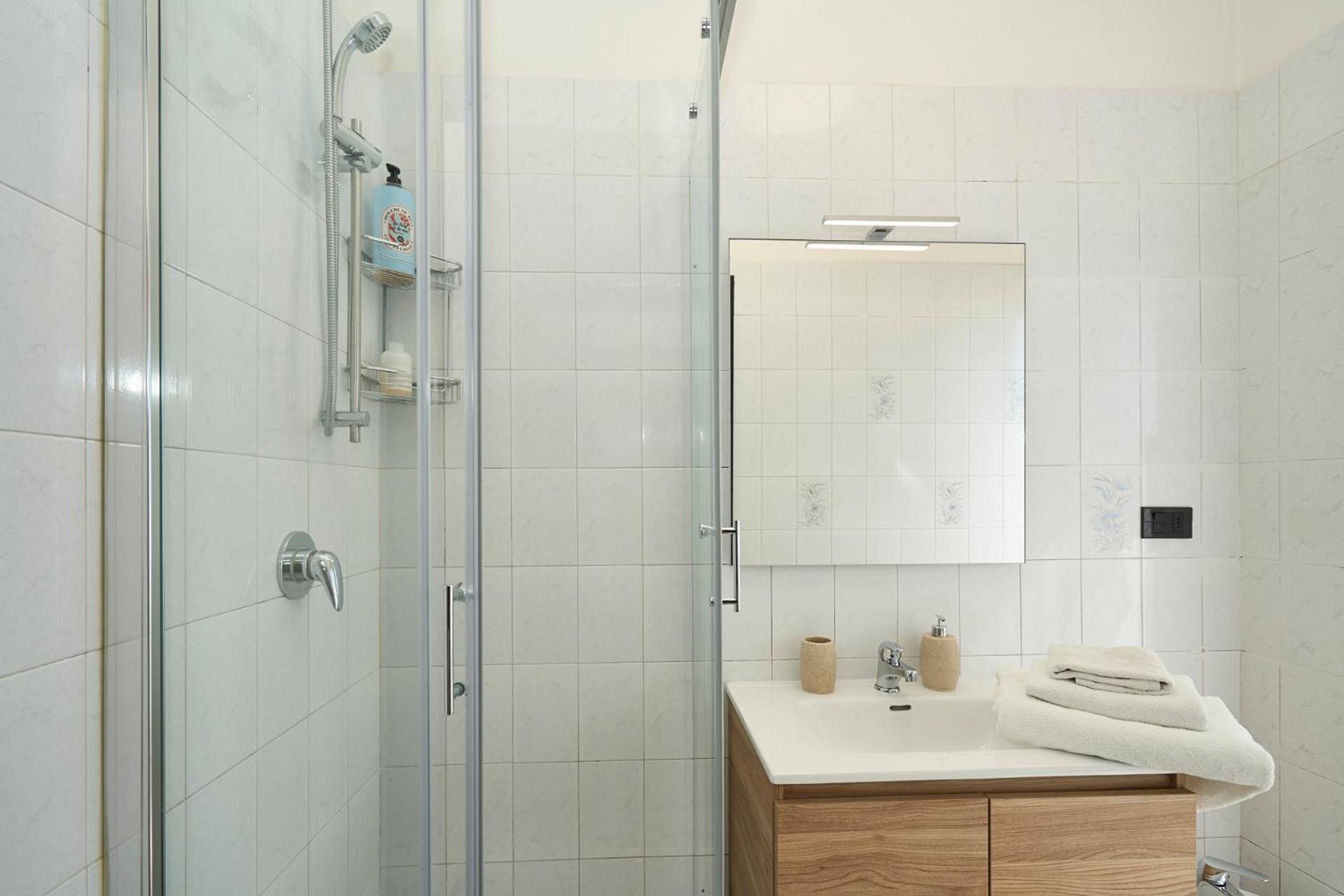 -Luminosa 5 Stars With Balcony- Wifi Netflix 15 Minutes From Duomo Apartment Милано Екстериор снимка